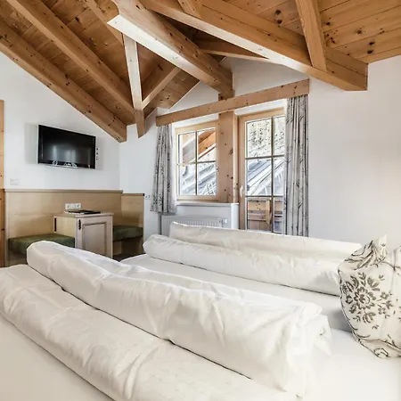 Andre Arnold - Boutique ゼルデン