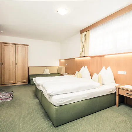 Andre Arnold - Boutique Guest house Solden