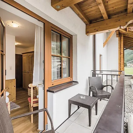 Andre Arnold - Boutique ゲストハウス 3*