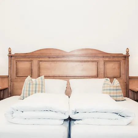 Andre Arnold - Boutique ゼルデン