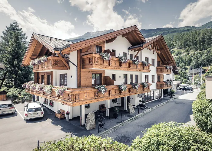 Andre Arnold - Boutique بيت ضيافة 3*